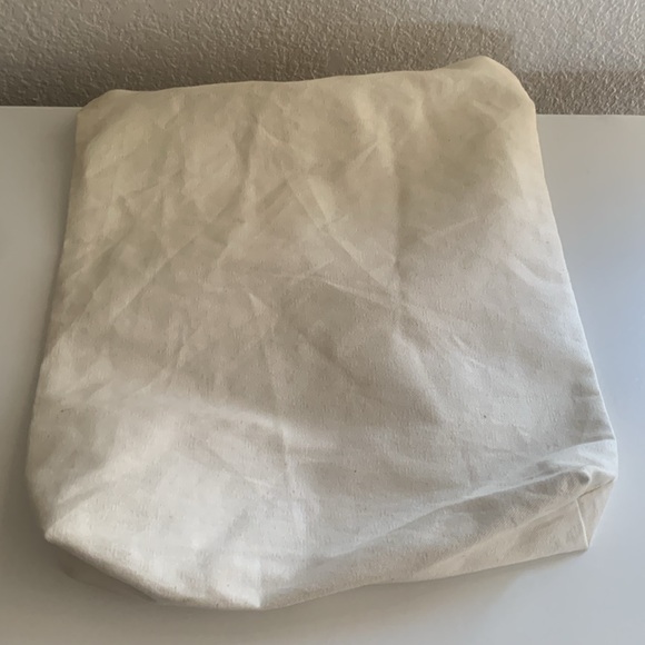 Vans White Tote Bag with Bold Logo.used in good condition. - Picture 6 of 7